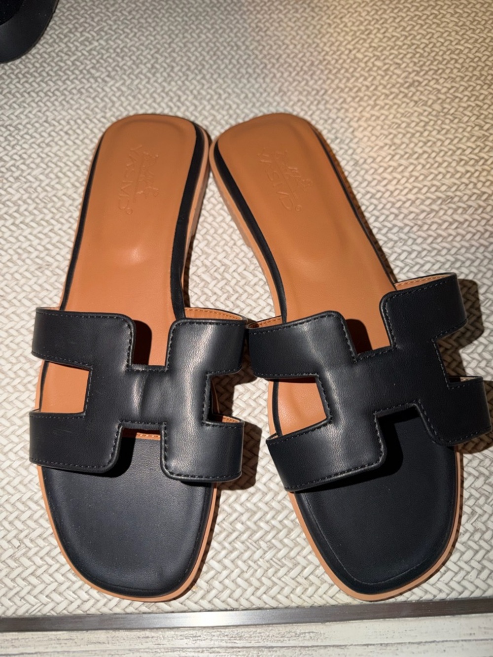 Boutique H Oran Style Sandal - Picture 5 of 9